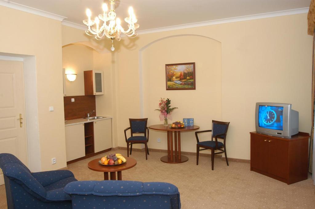 Hotel Petr Karlovy Vary Room photo