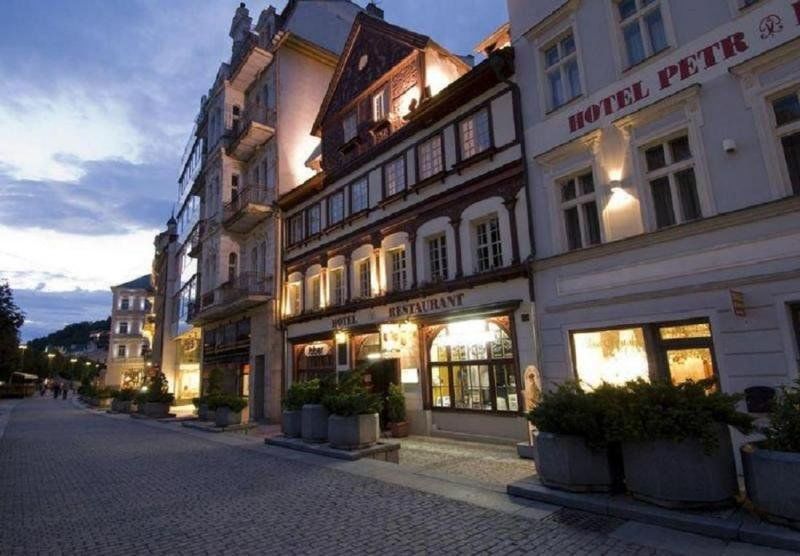 Hotel Petr Karlovy Vary Exterior photo